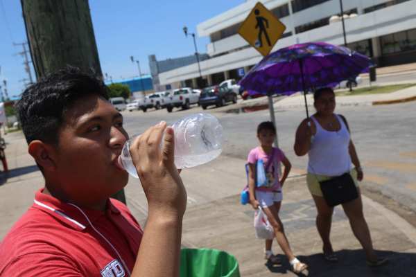 En la CDMX se prevé una temperatura máxima de 27 a 29 y mínima de 11 a 13 grados Celsius. Foto: Archivo | Cuartoscuro