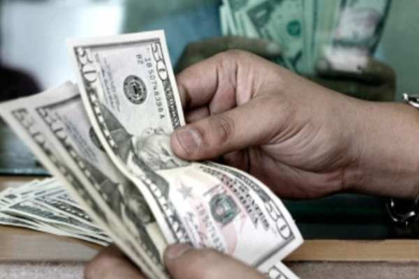 El Euro se vende en un máximo de 22.69 pesos y se compra en un mínimo de 21.20 pesos. Archivo | Notimex