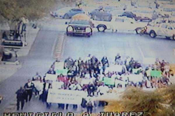 Este martes se reporta una marcha que se dirige hacia Palacio Nacional sobre Ignacio Vallarta y Avenida de la República en la colonia Tabacalera.