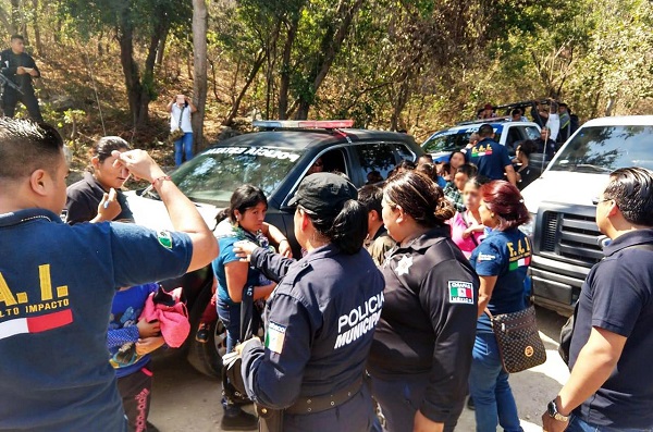 personas ingresaron a territorio mexicano por la frontera con el municipio de Comalapa, Chiapas. Foto: Especial