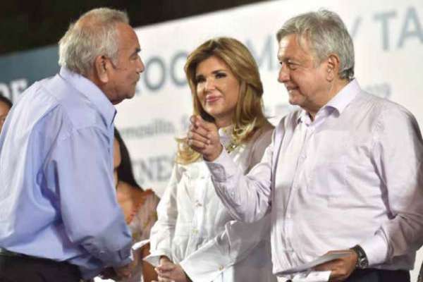 El presidente Andrés Manuel López Obrador estuvo en Hermosillo,
Sonora, donde lo acompañó la gobernadora Claudia Pavlovich. FOTO: ESPECIAL