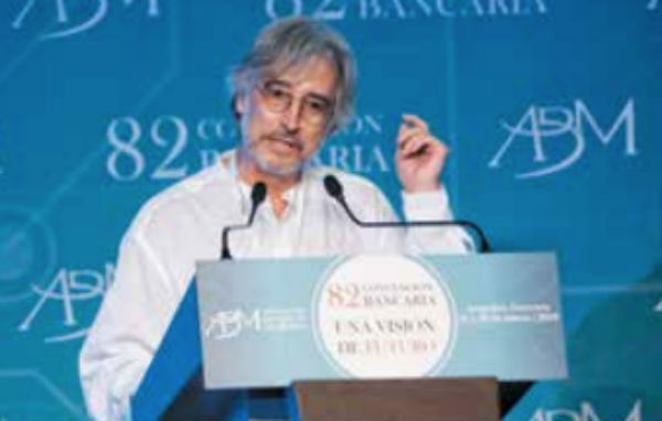 Adalberto Palma Gómez, titular de 94
la CNBV, afinará la arquitectura de la banca.FOTO: ESPECIAL