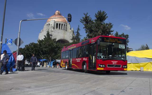 Autoridades capitalinas recomiendan no circular por la zona y ofrecen otras vialidades como alternativa. Foto: Cuartoscuro
