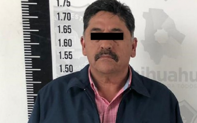 El alcalde provocó un accidente con daños. Foto: Especial