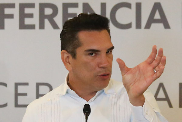 Conferencia_Gobernador_Campeche-1