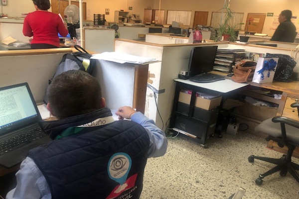 Personal de la Unidad de vigilancia móvil en la Jefatura de la Unidad Departamental de autogenerados de la Alcaldía de Coyoacán. Fotos: @ContraloriaCDMX