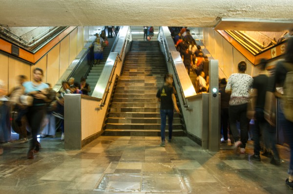 Escaleras_Metro