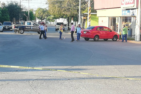 Al parecer, las heridas no fueron de consideración mayor y Moreno pudo regresar por su propio pie al lugar de los hechos para aportar elementos en la investigación