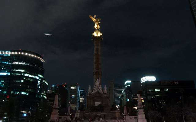 El Ángel de la Independencia es uno de los monumentos que apagará su luz.
FOTO: ARCHIVO/CUARTOSCURO