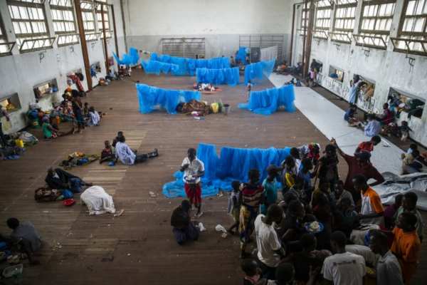 En Zimbabue, las inundaciones catastróficas y deslizamientos de tierra han dejado 259 muertos. Foto: AFP
