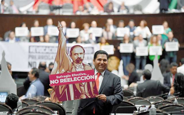 Fueron 328 diputados quienes votaron a favor. FOTO:PABLO SALAZAR SOLÍS