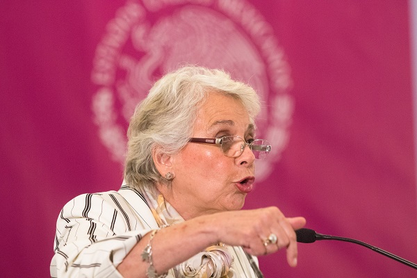 La encargada de la política interna del país usó sus redes sociales para extender sus felicitaciones a la nueva ministra. Foto: Cuartoscuro