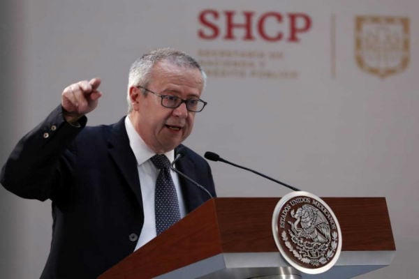 En el Salón Tesorería de Palacio Nacional, el encargado de las finanzas públicas del país dijo que ha habido una gran participación