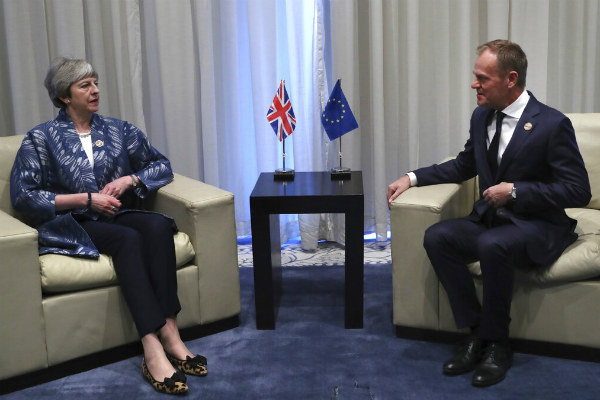 May debería argumentar ante la UE esa extensión larga, que podría llegar hasta los cinco años, coincidiendo con el fin de la próxima legislatura de la Eurocámara