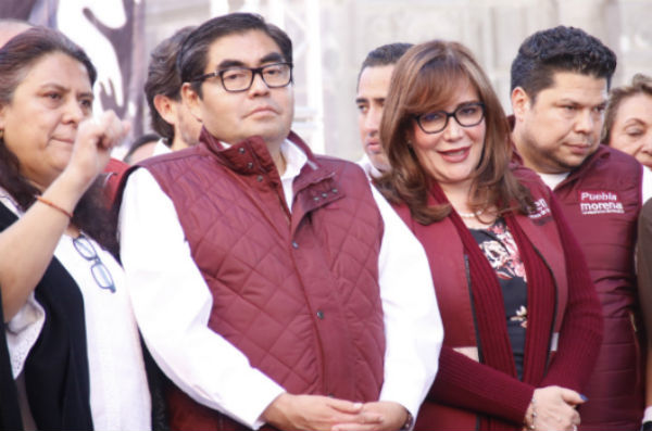 En días pasados, Rojas
también denunció a Yeidckol Polevnsky mediante videos en
sus redes sociales. FOTO: ESPECIAL