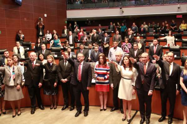 De un paquete de 15 nombramientos para cónsules que envió el Presidente de la República faltan por dictaminarse siete. FOTO: ESPECIAL