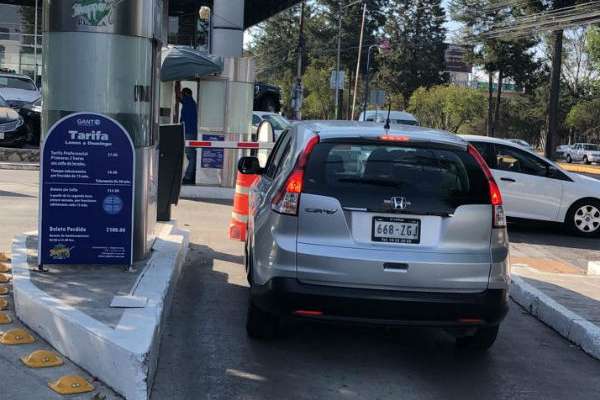 Los Promotores de la Legalidad serán los encargados de supervisar de primera mano a los negocios. Foto: Leticia Ríos