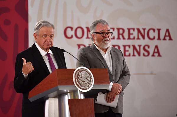 De ellas, 408 son defensoras de derechos humanos y 292 periodistas de 10 entidades, entre las que destacan la Ciudad de México, Veracruz y Guerrero.
Foto: Pablo Salazar