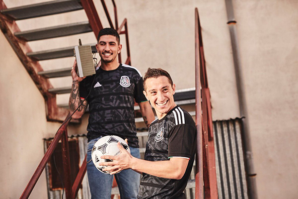 La red comercial del jersey de la Selección Nacional será producida dentro del país