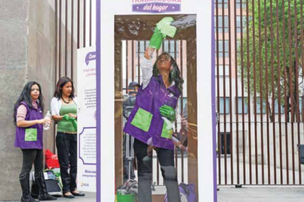VISIBLES Colectivos de mujeres han promovido el respeto a sus derechos. Foto: Cuartoscuro