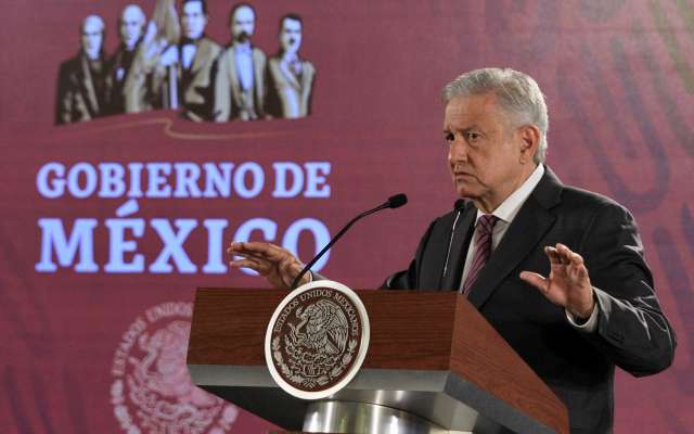 El mandatario desdeñó las críticas de la oposición a su memorándum;