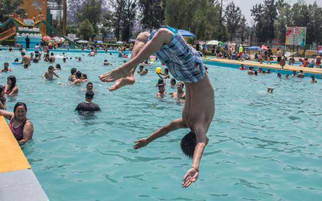 Estudiantes, profesores y algunos empleados del gobierno tendrán dos semanas de descanso. Foto: Cuartoscuro