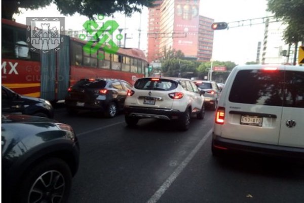 La avenida Insurgentes registra avance lento de Álvaro Obregón a Eje 4 Sur. Foto: C5