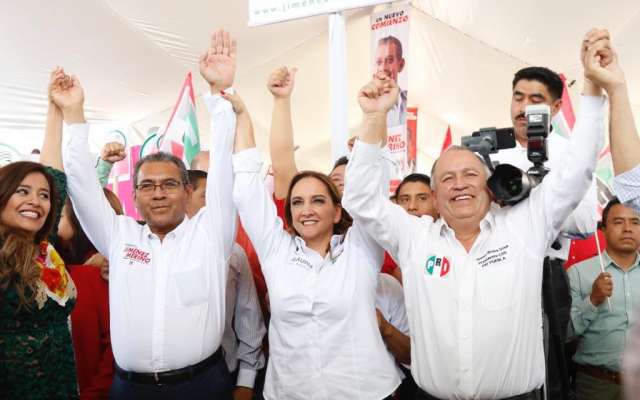 La presidenta del CEN del PRI, visitóPuebla apara apoyar a su aspirante al gobierno del estado. Foto: @ruizmassieu