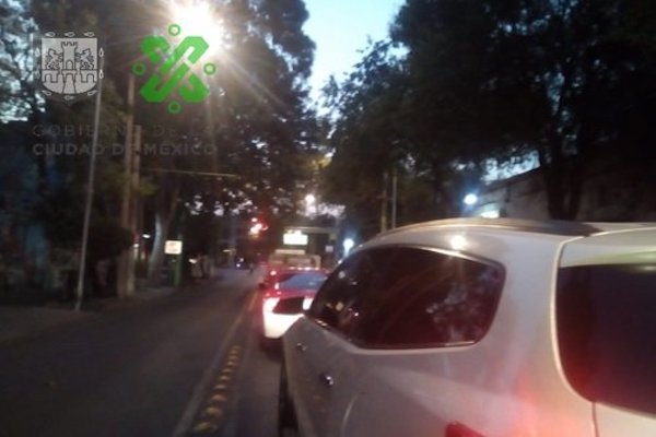 Hay circulación abundante en Eje 2 Sur, de Dr. Vértiz a Eje Central. Foto: OVIAL