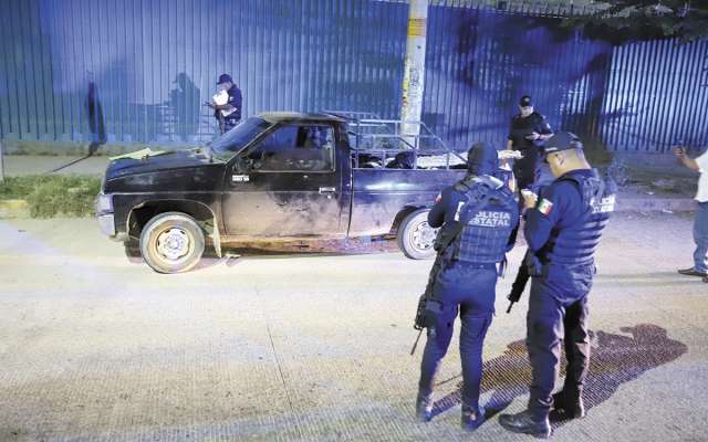 COMBATE. Policías estatales trabajan para reducir los índices de violencia. Foto: Cuartoscuro