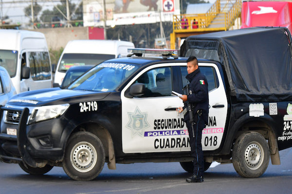 Los recursos serán destinados a la contratación de más policías, así como la compra de equipo y patrullas. Foto: Cuartoscuro