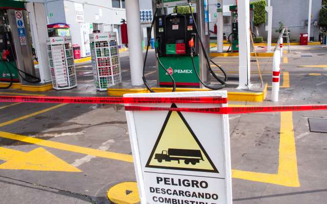 Entre 2017 y 2018 rescindieron 134 contratos por no adquirir producto en cierto tiempo y no informar sobre controles volumétricos. Foto: Cuartoscuro