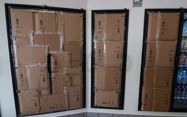 La medida aplicará tanto para comercios expendedores, como para restaurantes y hoteles. Foto: Cuartoscuro