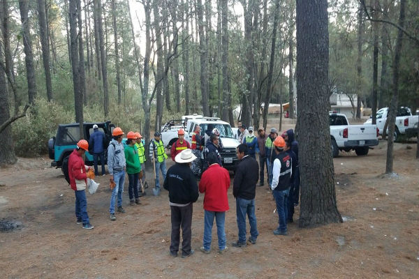 Se controló al 100 por ciento el incendio en La Malinche, registrado desde este domingo por la mañana.
Foto: De Twitter @GobTlaxcala