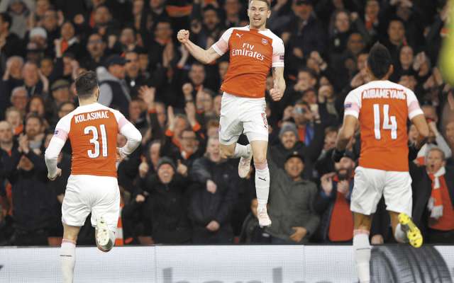 CAÑÓN. Aaron Ramsey puso al frente al Arsenal a los 15 minutos. Foto: Reuters
