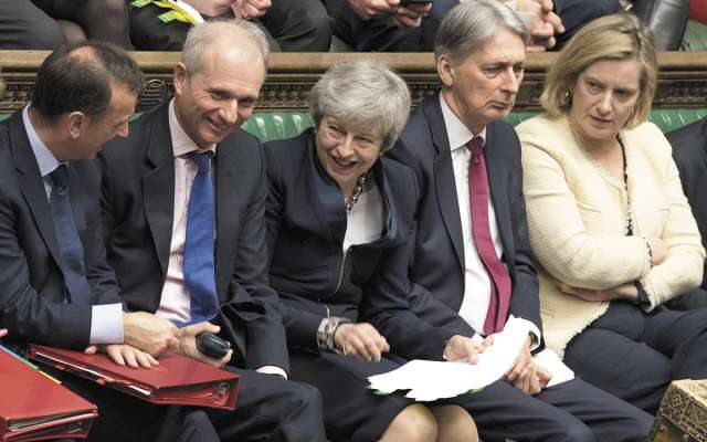 May estuvo en la sesión de preguntas y respuestas en el Parlamento.FOTO: AFP