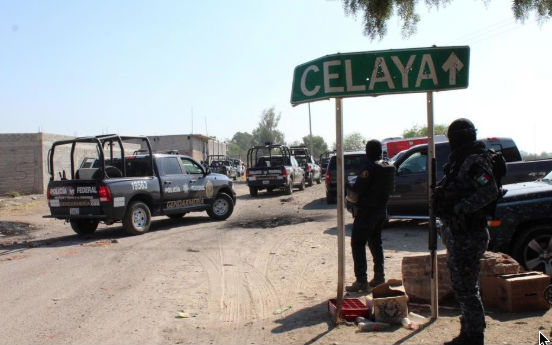 Los operativos iniciaron en la periferia de la Refinería Ing. Antonio M. Amor de Salamanca al inicio de la Guerra contra el Huachicol. FOTO: ESPECIAL