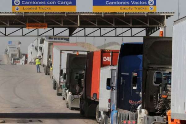 Cruce fronterizo Otay. FOTO: REUTERS