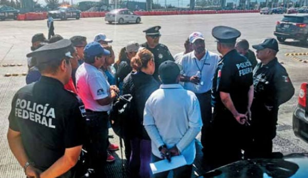 NEGOCIACIÓN. Trabajadores sindicalizados de la UAM fueron persuadidos por uniformados. Foto: Especial