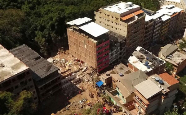 El derrumbe expuso la impotencia del Estado para fiscalizar y actuar en áreas dominadas por fuerzas paramilitares.FOTO: ESPECIAL