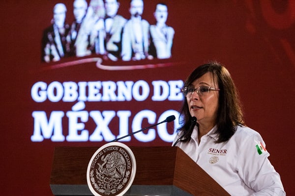 Rocío Nahle precisó que la reunión resultó de vital importancia para la dependencia que encabeza, dado que no sólo se trata de un seguimiento al sector, sino a la forma de trabajo. Foto: Cuartoscuro