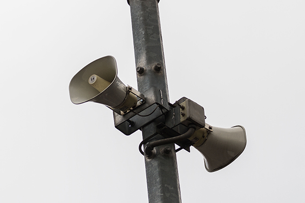 Los vecinos señalaron que un automóvil circuló por varias calles con este sonido, lo que generó alerta. FOTO: CUARTOSCURO