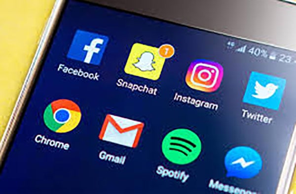 El pasado 14 de marzo, se produjo una caída parcial de Facebook que también afectó a Instagram y WhatsApp y que duró 22 horas.