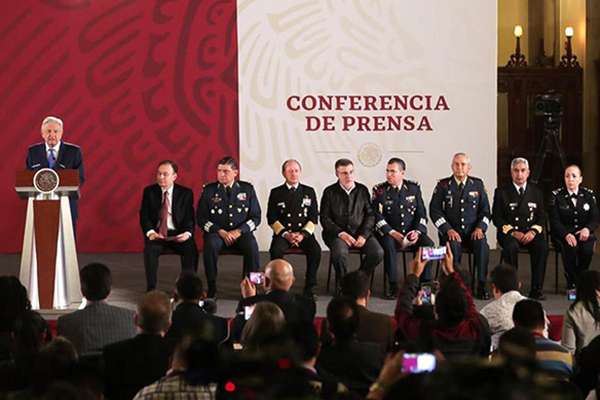 El presidente Andrés Manuel López Obrador dijo que el objetivo es la seguridad nacional, interior y la seguridad pública por eso se da este giro con el acompañamiento de la defensa de los derechos humanos y el uso de la fuerza