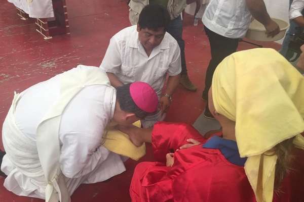 Rodríguez Vega criticó en otra parte de la misa que actualmente existe “un feminismo rabioso”. Foto: Herbeth Escalante