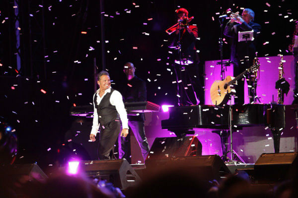 Nacido en Puerto Rico, pero nacionalizado mexicano, “El Sol de México” cumple hoy 49 años de edad.
Foto de twitter @LMXLM