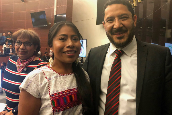 En el marco de la Semana Cultural de las Lenguas y los Pueblos Indígenas, el presidente de la Mesa Directiva del Senado, Martí Batres Guadarrama, señaló que “por doble partida, es una reivindicación igualitaria”