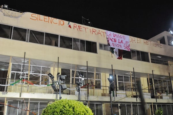 Detienen a directora del Rébsamen