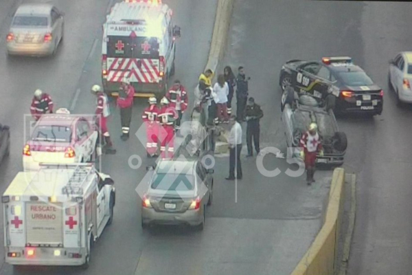 Las autoridades pidieron a los automovilistas tomar precauciones. Foto: Ovial