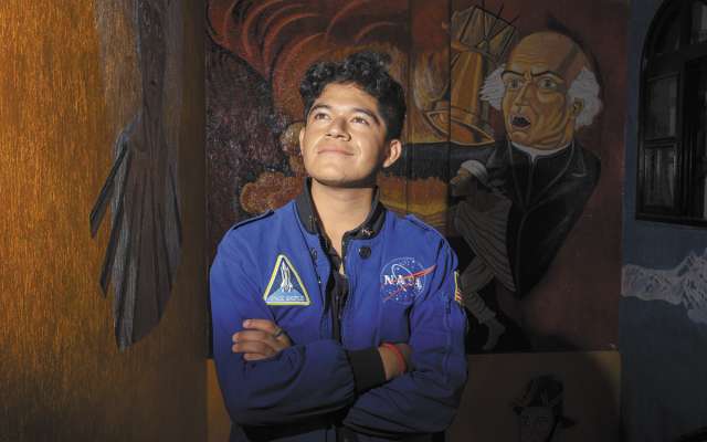 Jonathan tiene 21
años y es originario
de Tultepec.FOTO: DANIEL OJEDA